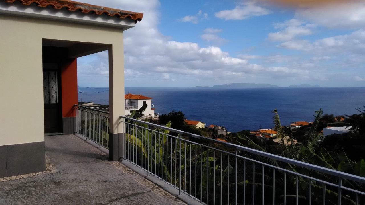 Vista Atlantico Com Carro E Bicicleta Gratis Villa Gaula Luaran gambar